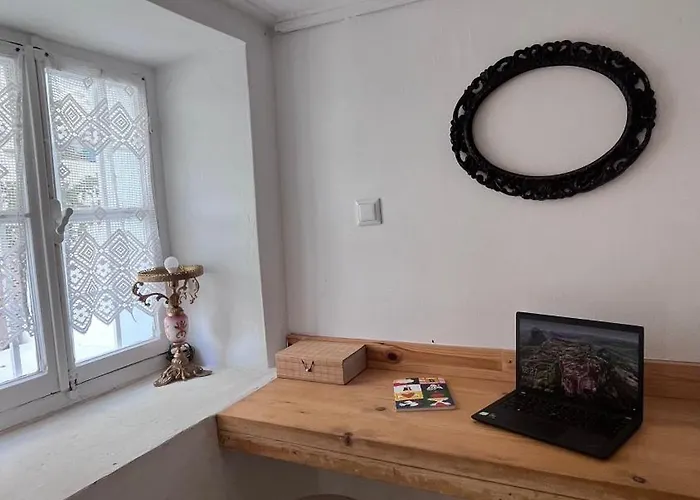 Authentic Rooftop House * Galaxídhion